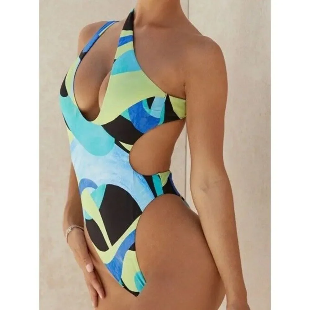 Abstract‎ Print One Piece Swimsuit Size Medium